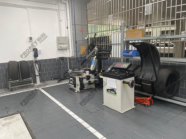 广东AITO4S店-深圳华风正茂AITO (11)