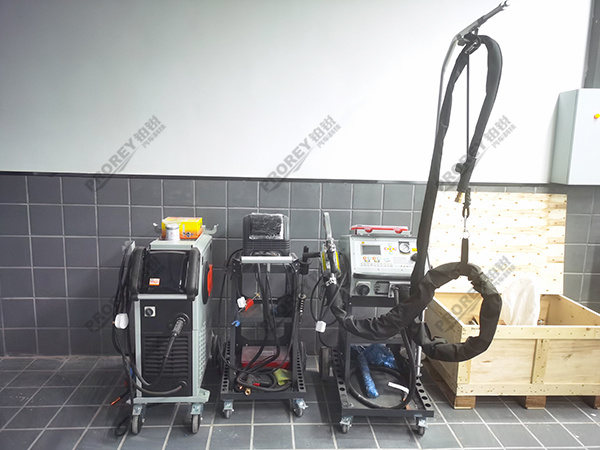 陕西岚图4S店-陕西省汽车贸易有限公司渭南蓝图分公司 (16)