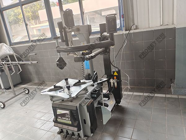 浙江哪吒4S店-义乌哪吒 (13)