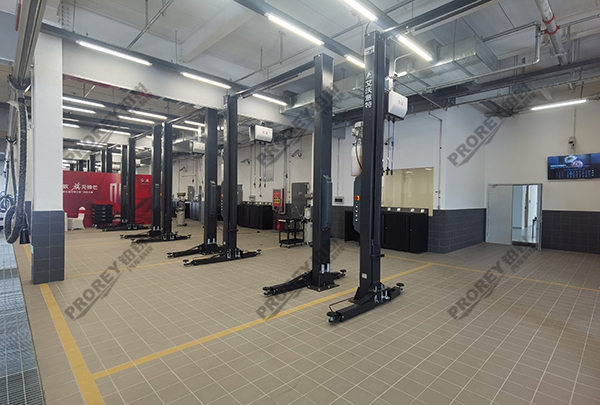 河南红旗4S店-郑州中牟博行大展红旗 (7)