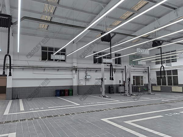 山西AITO 4S店-晋城聚锦驰AITO授权用户中心11尾气抽排