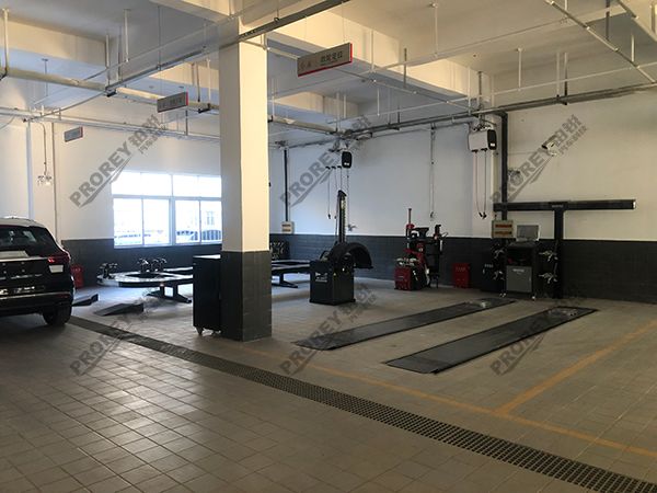 湖北红旗4S店-武汉岳宏泰红旗7